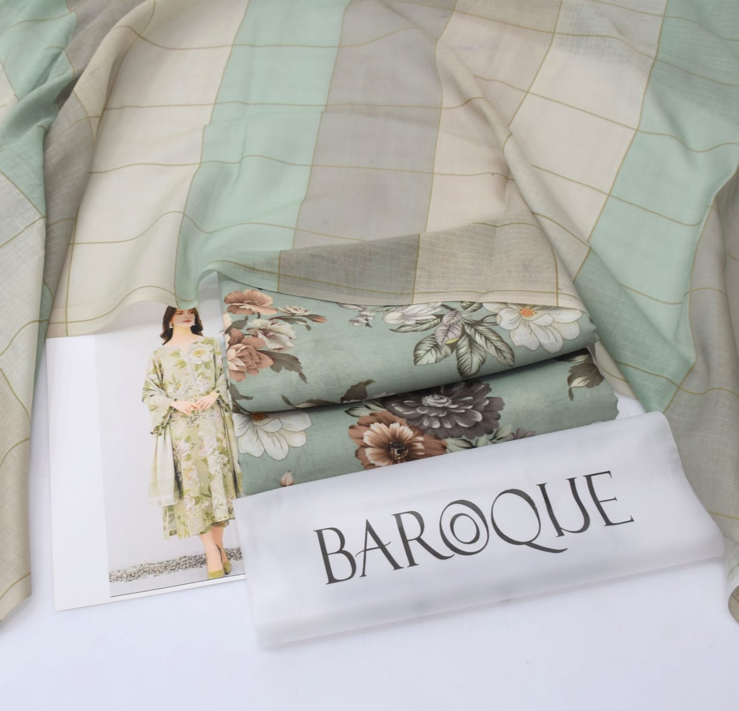 SWISS LAWN 3 PIECE UNSTITCHED SUIT|CODE 008