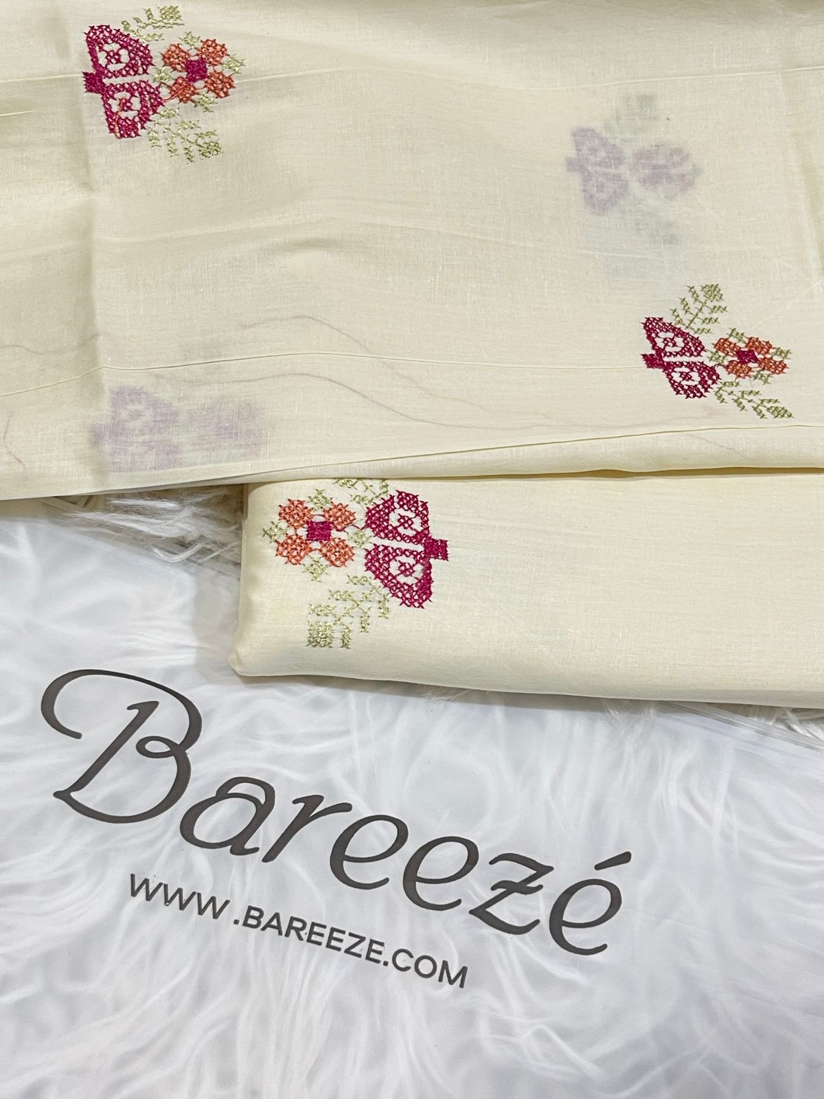 BAREEZE 2 PC ALLOVER EMBROIDERY LAWN.