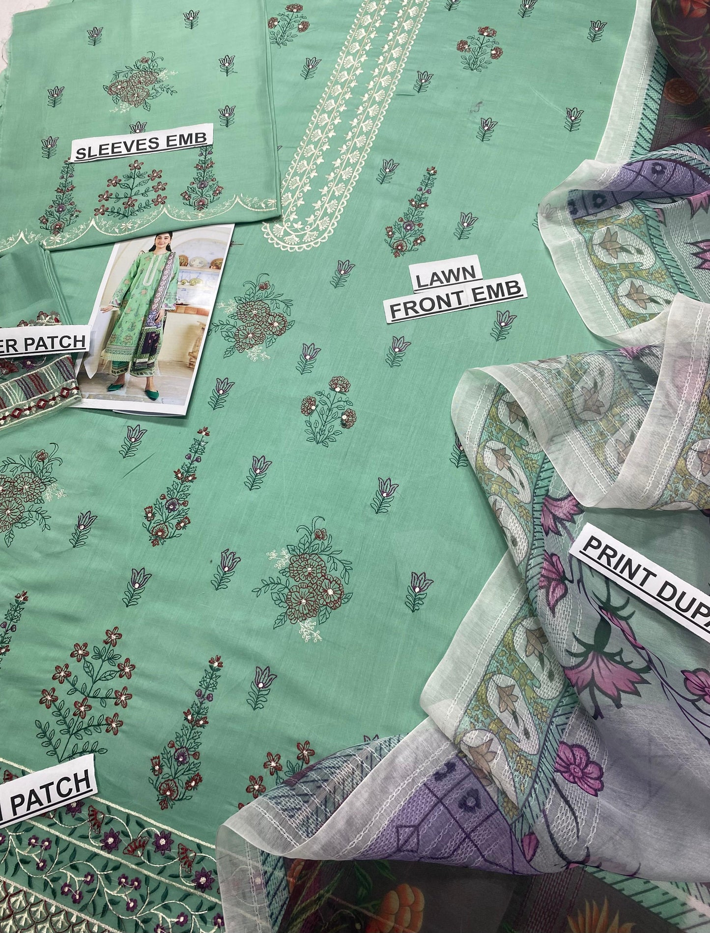 3 pc luxury lawn embroidery suit by ZARA SHAHJAHAN code 1132