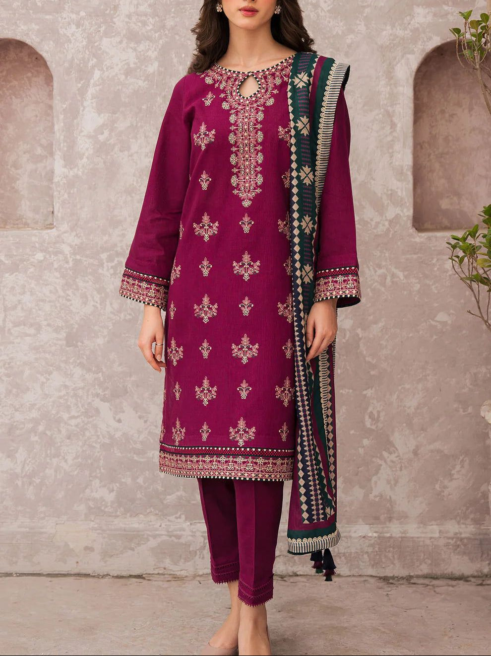 JAZMIN 3 PC EMROIDERY LAWN HIT CODE|