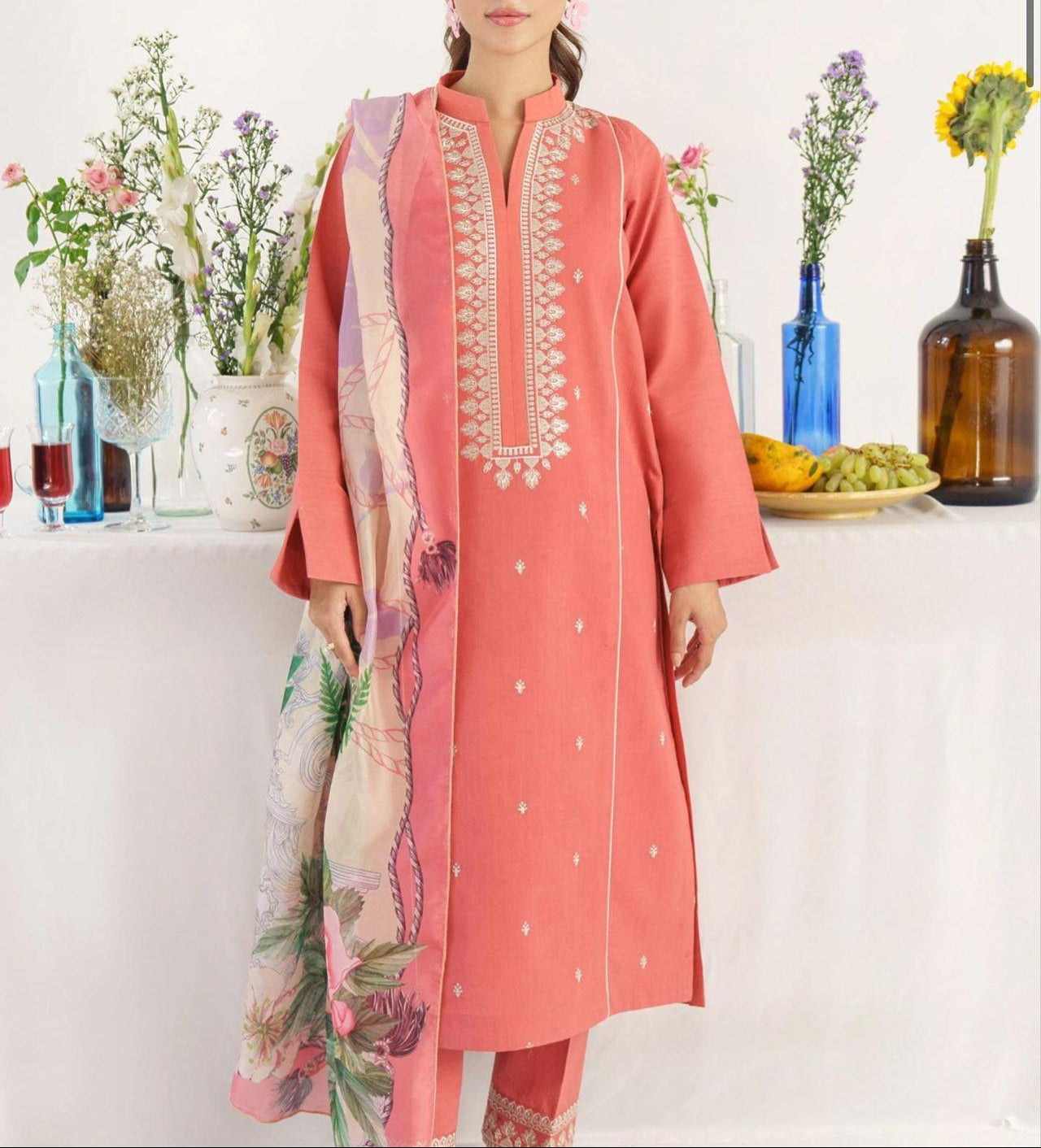 HANA 3 PC EMROIDERY LAWN HIT CODE|
