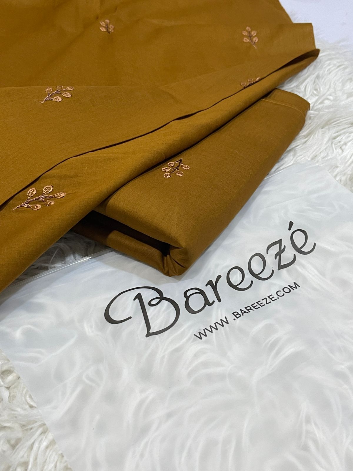 BAREEZE 2 PC ALLOVER EMBROIDERY LAWN.