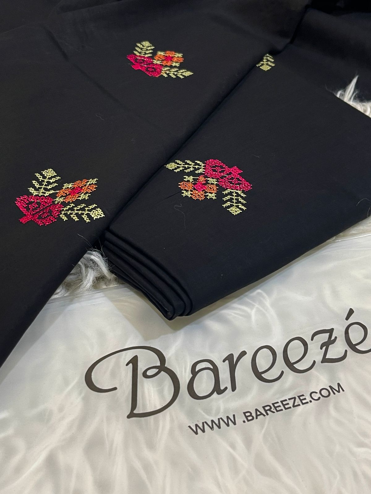 BAREEZE 2 PC ALLOVER EMBROIDERY LAWN.