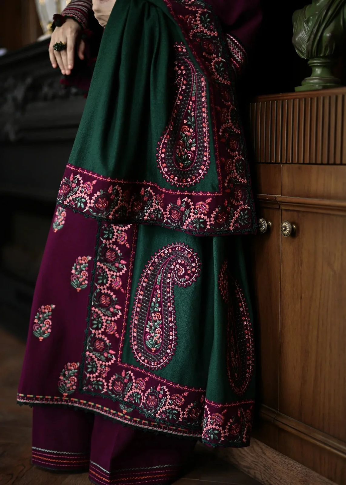 3 pc luxury lawn embroidery suit by HUSSAIN REHAR hit code.1544