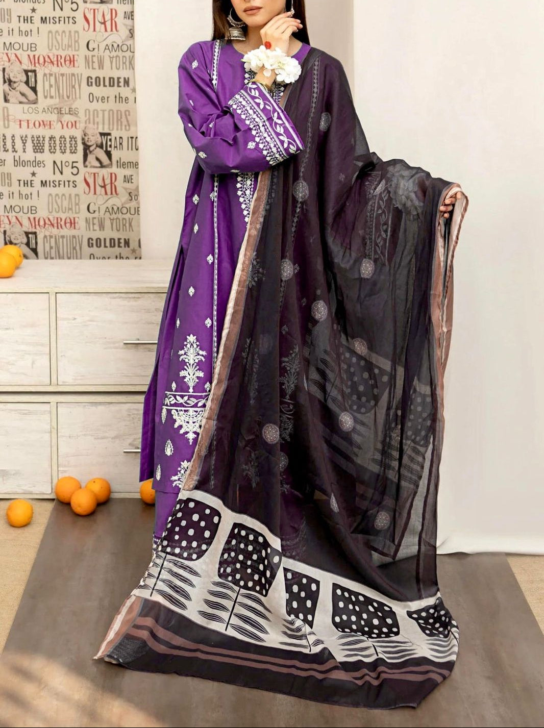 URGE 3 PC EMROIDERY LAWN HIT CODE|