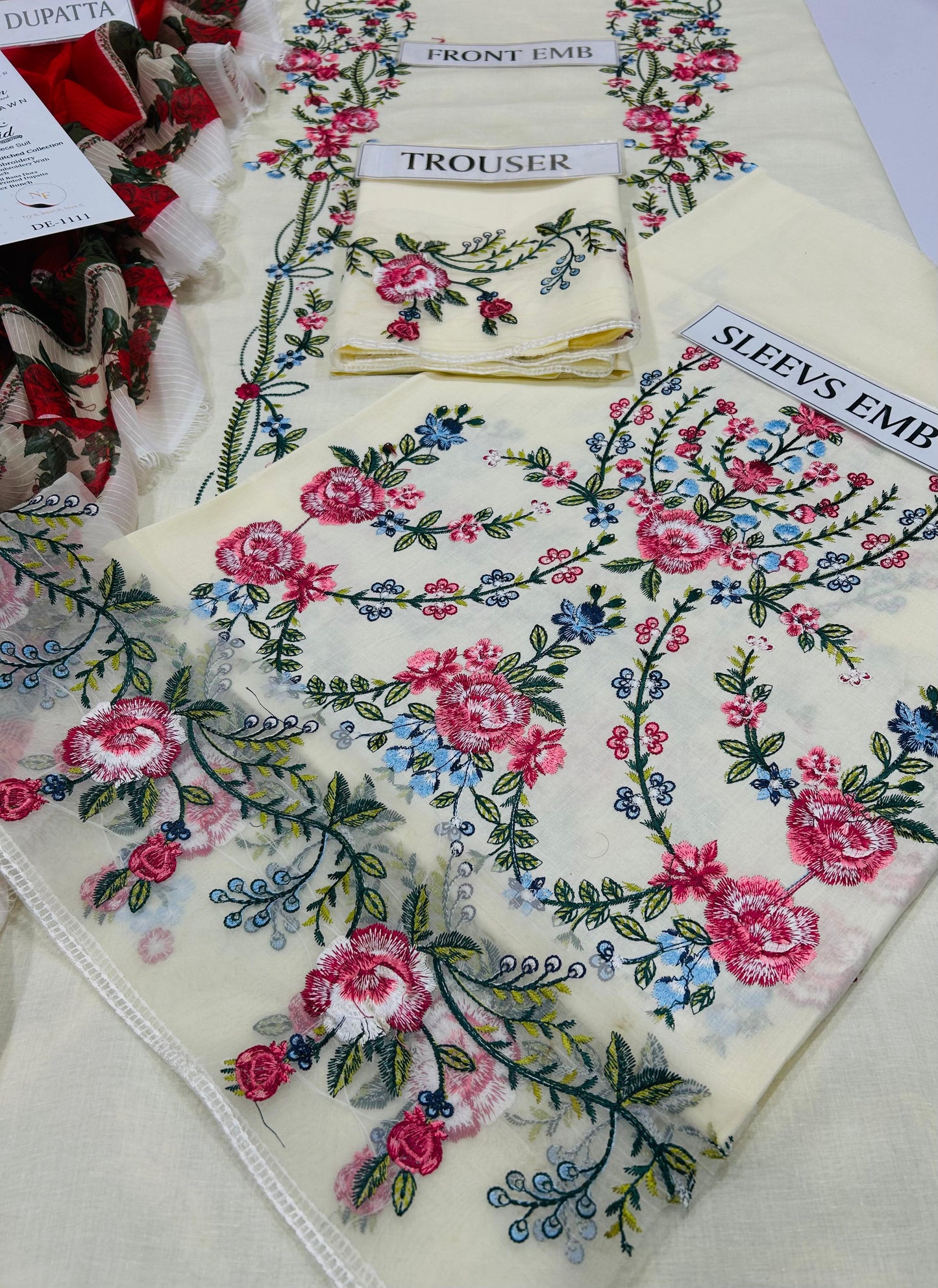 HUSAIN REHAR 3 PC EMROIDERY LAWN HIT CODE|1113