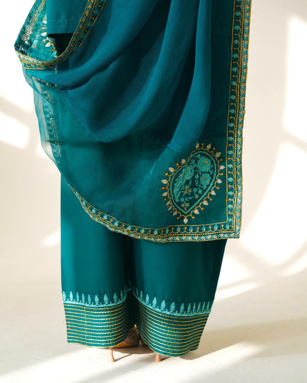 CROSS STICH 3 PC EMROIDERY LAWN HIT CODE|1131