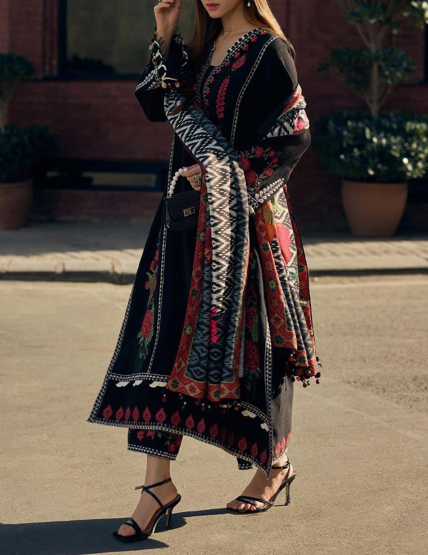 CHARIZMA  3 PC EMROIDERY LAWN HIT CODE|1114